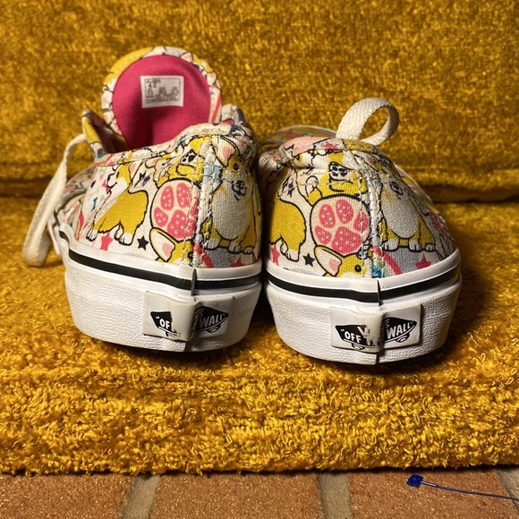 Uni-corgi?  Corgi-corn? Vans - Picture 3 of 6